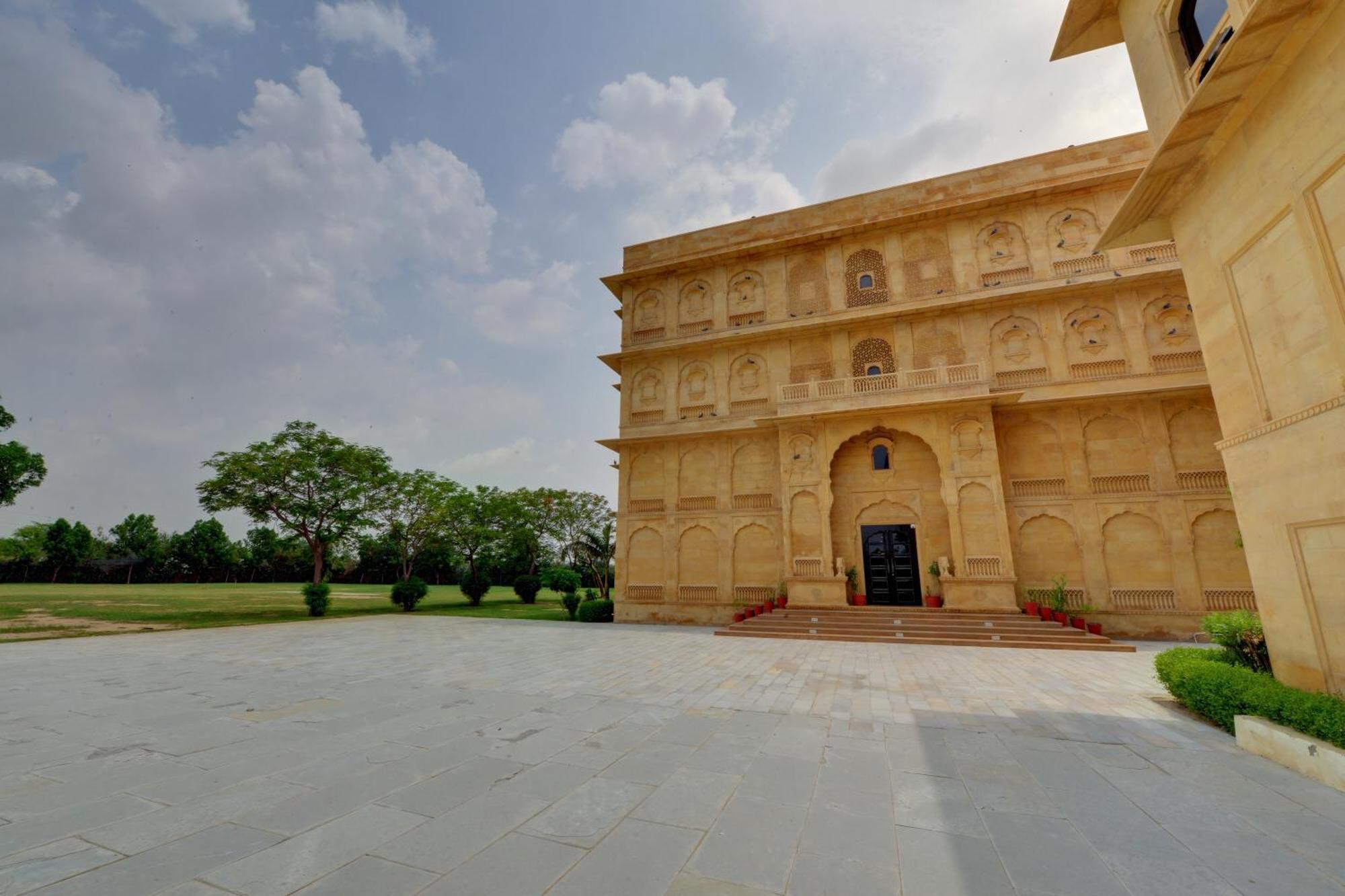 Skk The Fern An Ecotel Hotel, Jaisalmer Exteriör bild